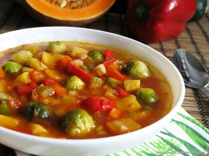 Sopa de verduras para adelgazar
